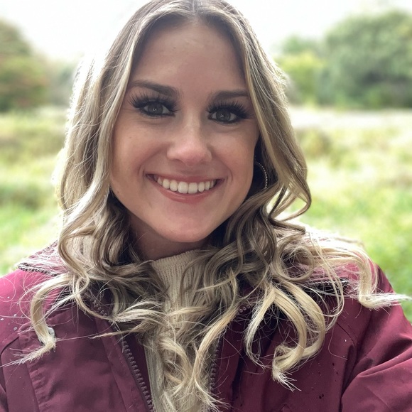 Meet your Posher, Jordan - Picture 2 of 4